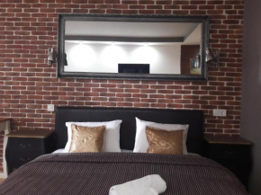 Отель Mini Hotel on Demiivska  Киев